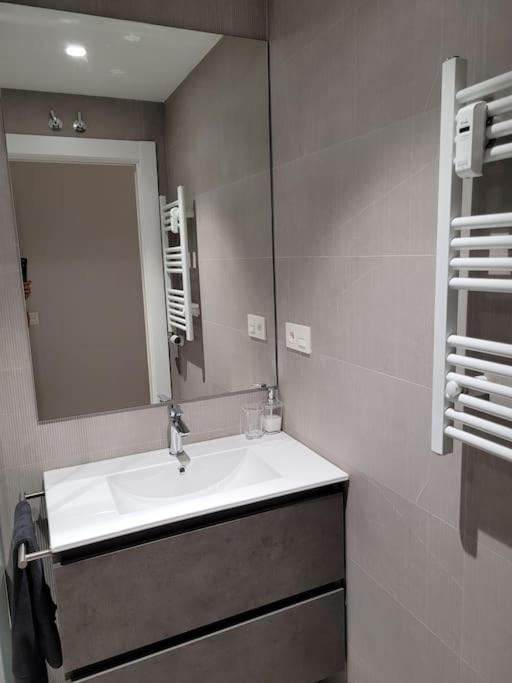 Apartamento Azabache 萨拉戈萨 外观 照片